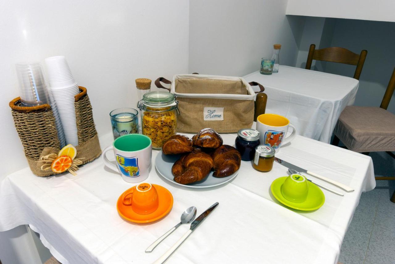 B&B Tra Gli Ulivi Rocca San Giovanni Luaran gambar